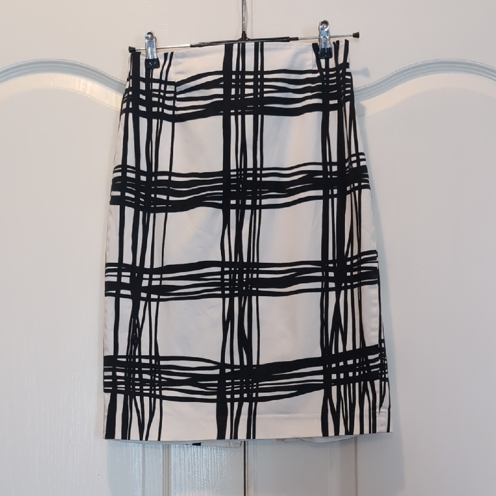 Express Black and White Checkered Pencil Skirt